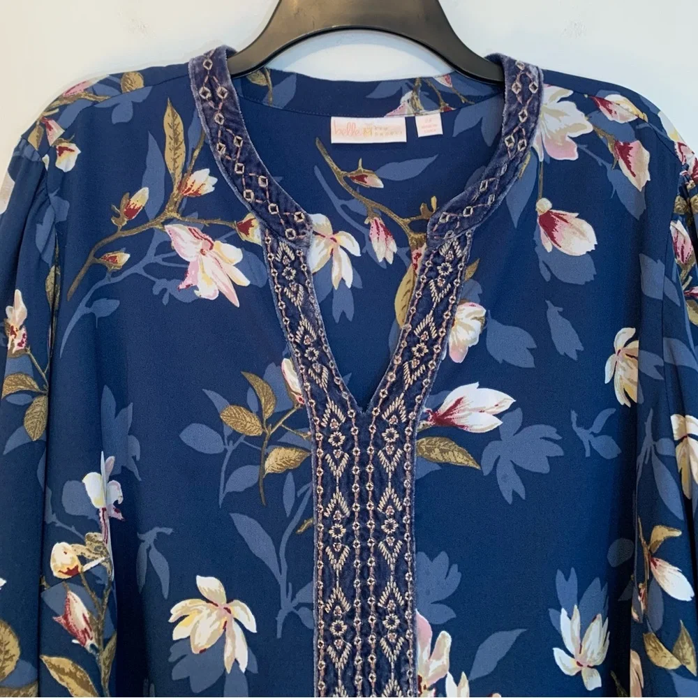 Belle by Kim Gravel Magnolia Blouse Velvet Embroidered Trim - Picture 2 of 9